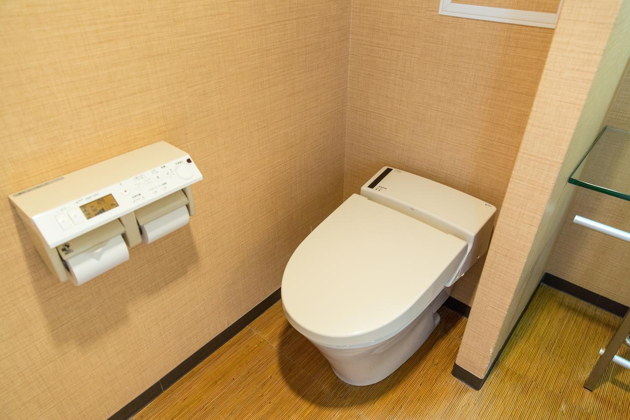 Uehonmachi Plaza Hotel (Adults Only) Osaka Esterno foto